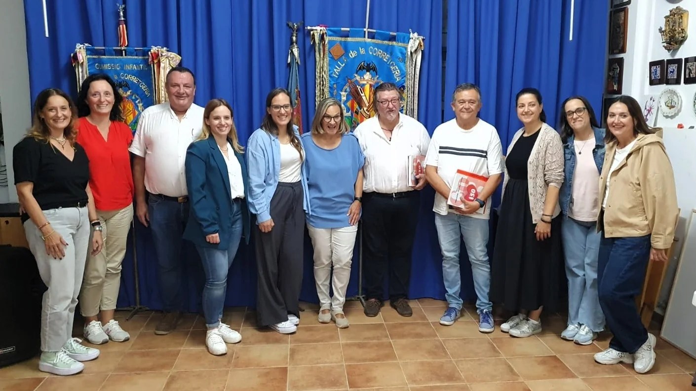 El Ciclo «Al frente de una Falla» llega al ecuador de su primera edición participantes y ponentes de la jornada "Al frente de una Falla"