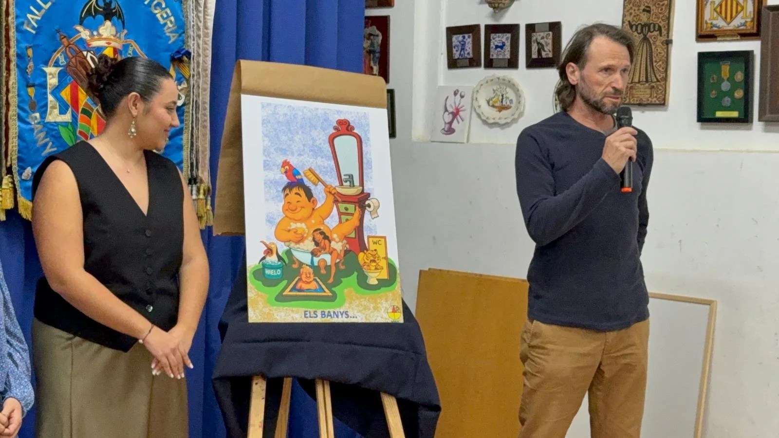 Así serán las Fallas 2026 de Corretgeria Bany dels Pavesos 5 Momento de la presentación de la Falla Grande 2026