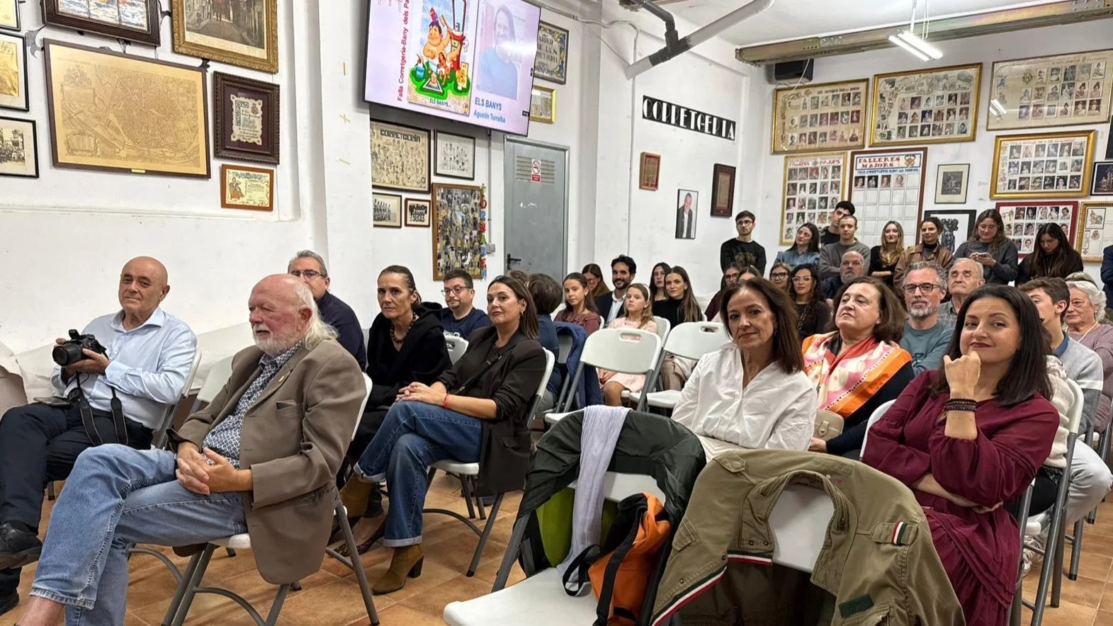 Así serán las Fallas 2026 de Corretgeria Bany dels Pavesos 1 MOmento de la presentación de los bocetos de las Fallas 2026