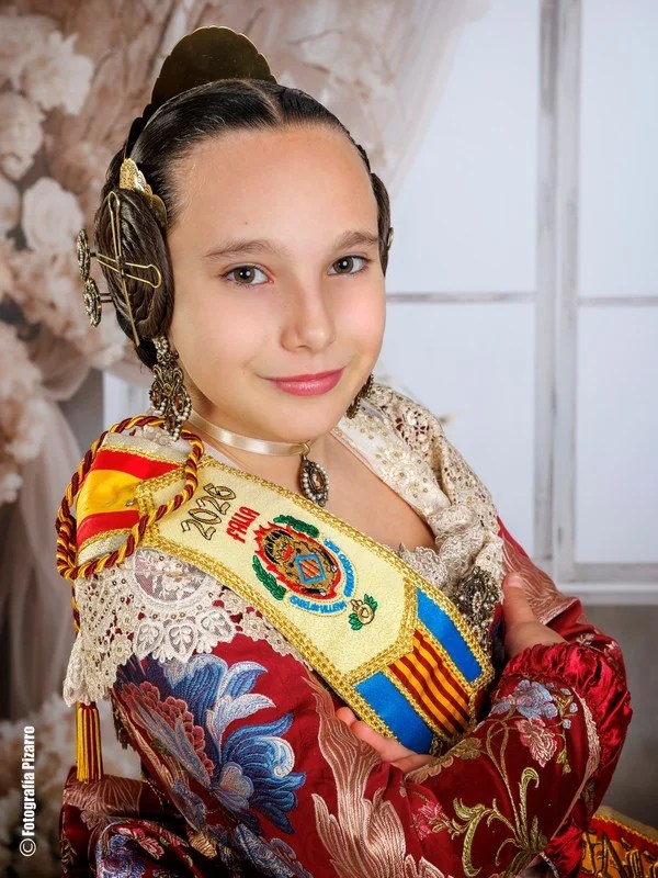 La Falla Isabel de Villena Gregorio Gea presenta sus Fallas 2026 9 Fallera Mayor Infantil: Paula Castelló Soler