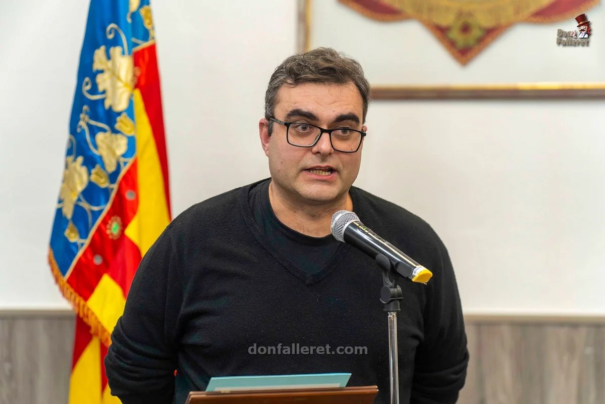 Musoles y Estrugo firman los proyectos de la Falla Clero 2026 6 El artista de la Falla Grande también adelantó de que trata este año.