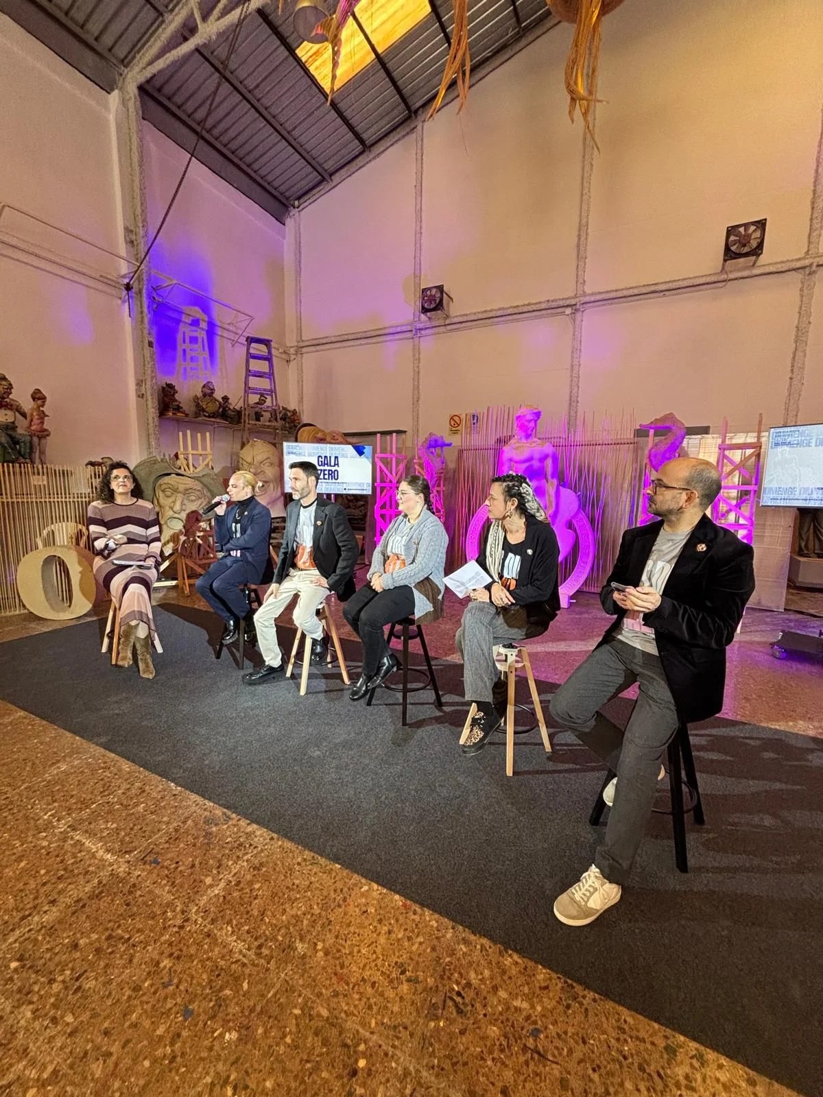 Nacen dos nuevos premios para los artistas falleros 1 Presentación de los dos nuevos galardones a los artistas falleros