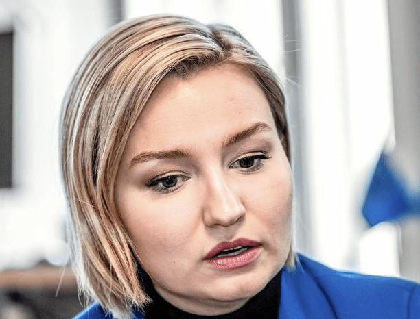 Ebba Busch Foraldrar Geboren Biografie Grosse Partner