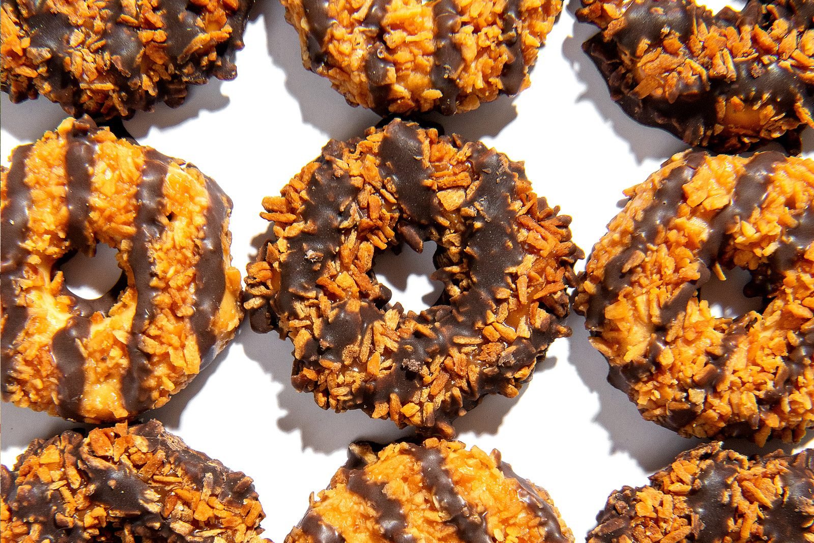 samoas-girl-scouts-