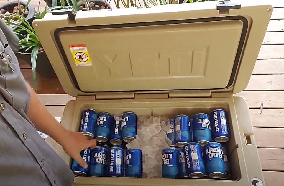 Should I line my cooler with foil?