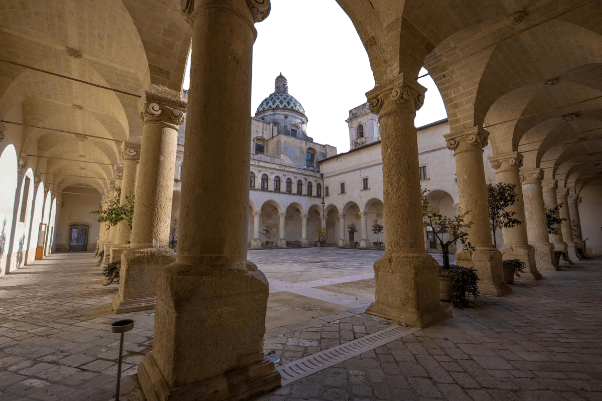 Universita Del Salento Education Around