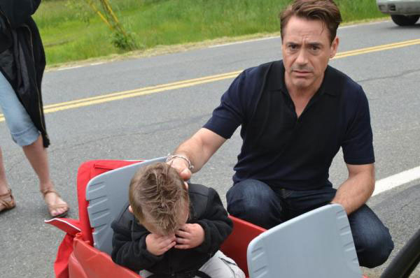 robert downey jr, crying kid