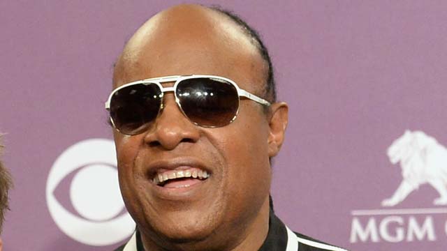 Video, Concert, Quebec, Stevie Wonder, Stand Your Ground, Trayvon Martin, George Zimmerman, Verdict, Juror, Jury, Trial, Abolish, Boycott, Perform, Florida