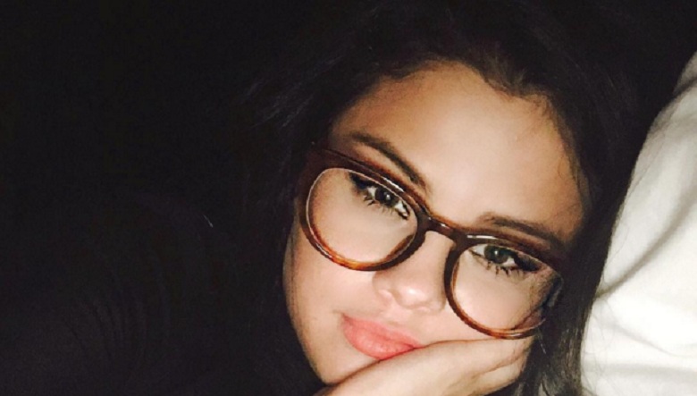 Selena Gomez, Selena Gomez Dating Justin Bieber, Selena Gomez Dating Niall Horan, Selena Gomez And Justin Bieber, Selena Gomez And Niall Horan, Is Selena Gomez Dating Justin Bieber, Is Selena Gomez Dating Niall Horan, Are Selena Gomez And Justin Bieber Dating, Selena Gomez Boyfriend