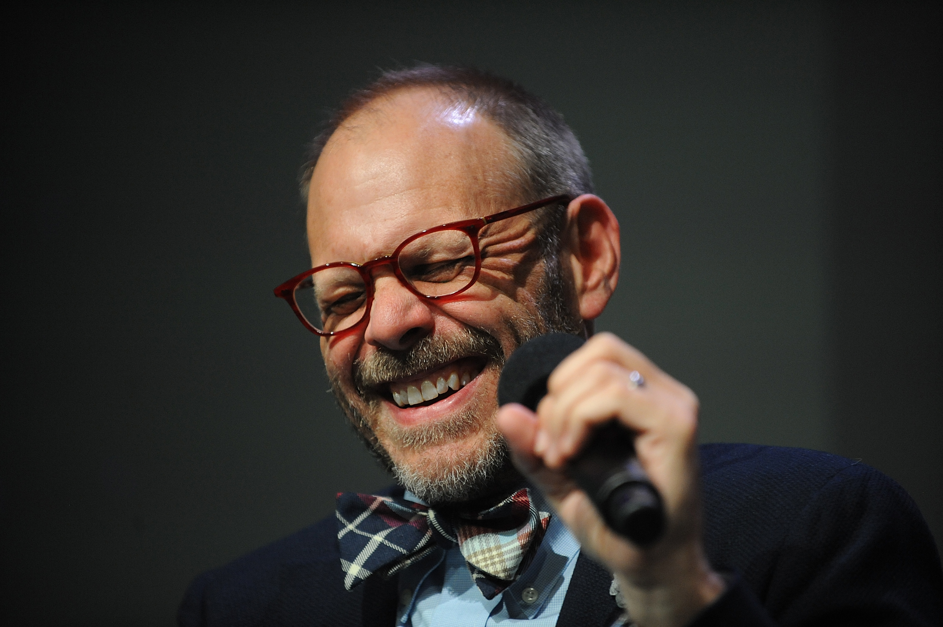 Alton Brown, Alton Brown Cutting Board, Alton Brown Kitchen, Alton Brown Cutthroat Kitchen Salary, Alton Brown Recipes