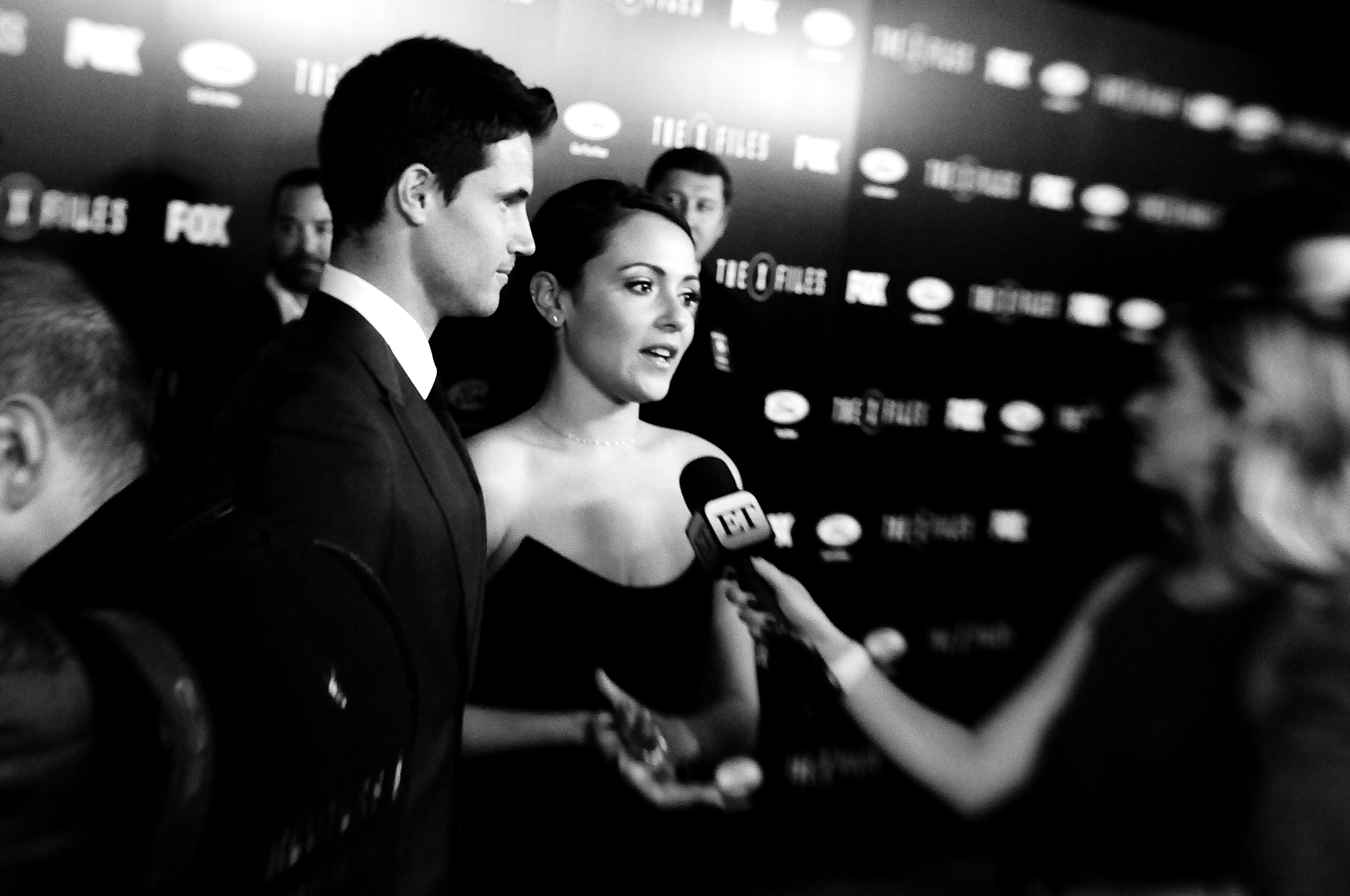 Robbie Amell, Italia Ricci, Nine Lives