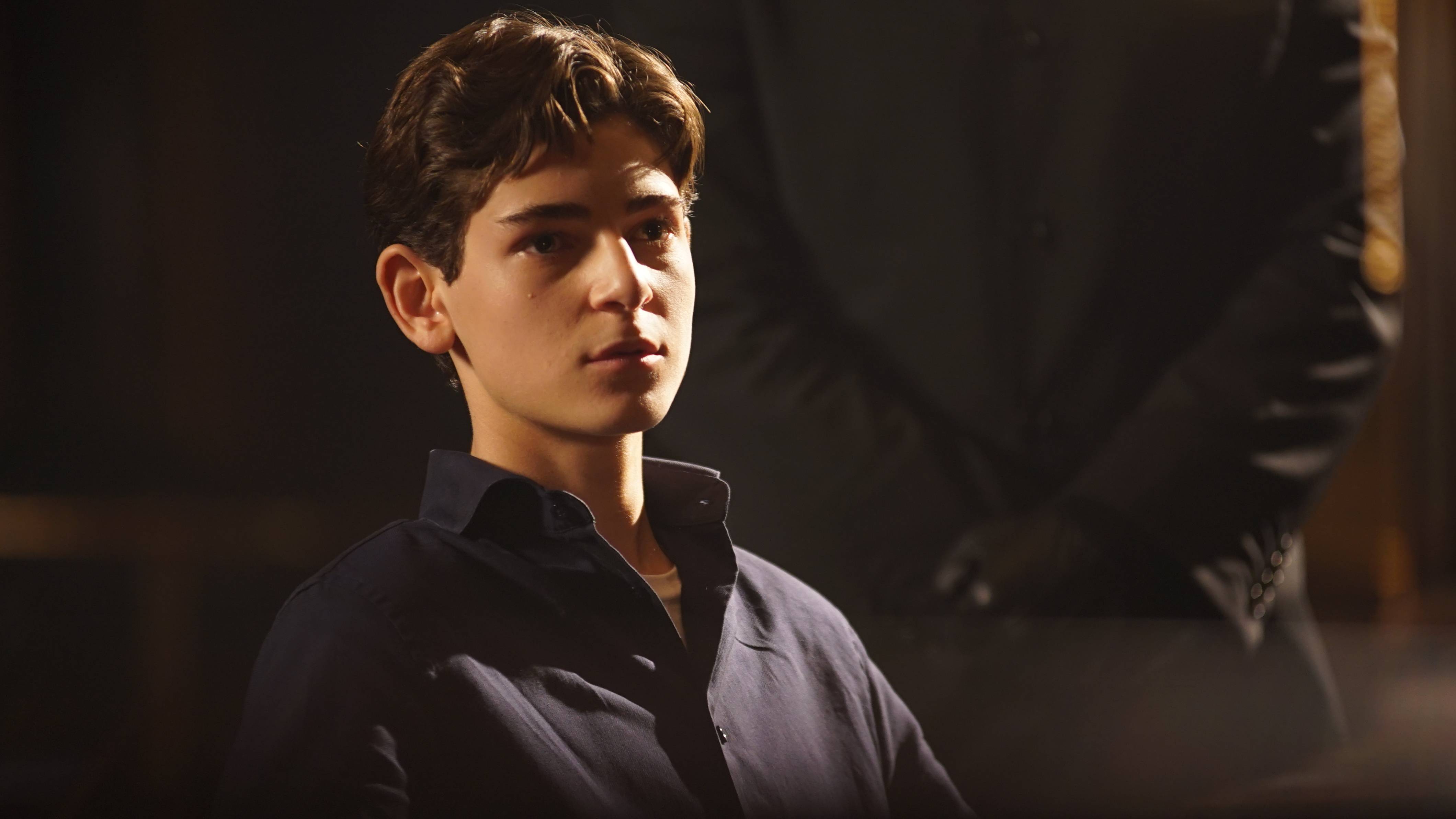 David Mazouz, Bruce Wayne actor, Gotham Cast