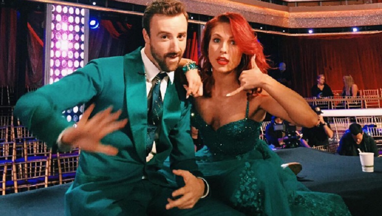 Dancing With the Stars, Dancing With the Stars Vote 2016, Dancing With the Stars Voting Numbers, Dancing With the Stars Vote Online, Dancing With the Stars Vote On Facebook, Dancing With the Stars Season 23, DWTS Vote 2016, DWTS Voting Numbers, DWTS Vote Phone Numbers