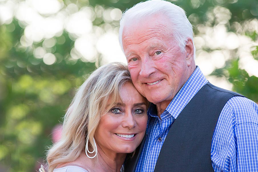 Lyle Waggoner and Sharon Kennedy