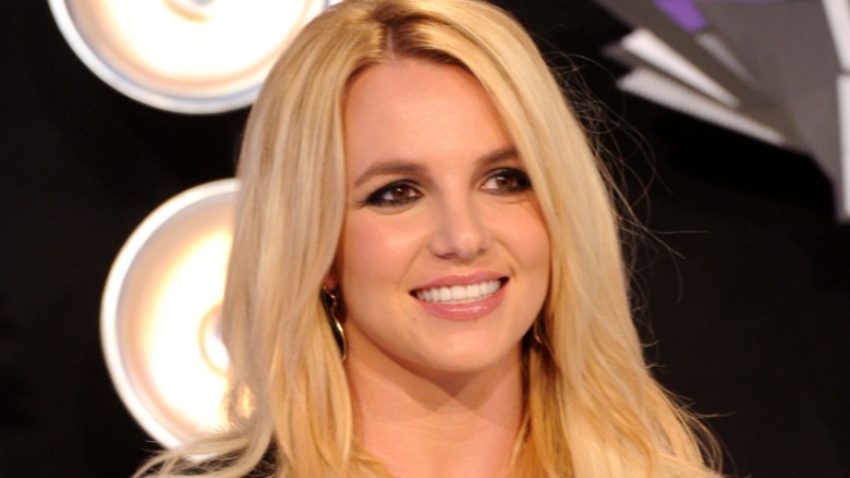 Britney Spears walks the red carpet at the VMAs.