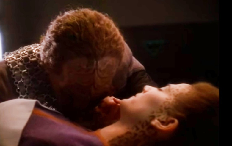 Screenshot of the scene in which Jadzia Dax dies