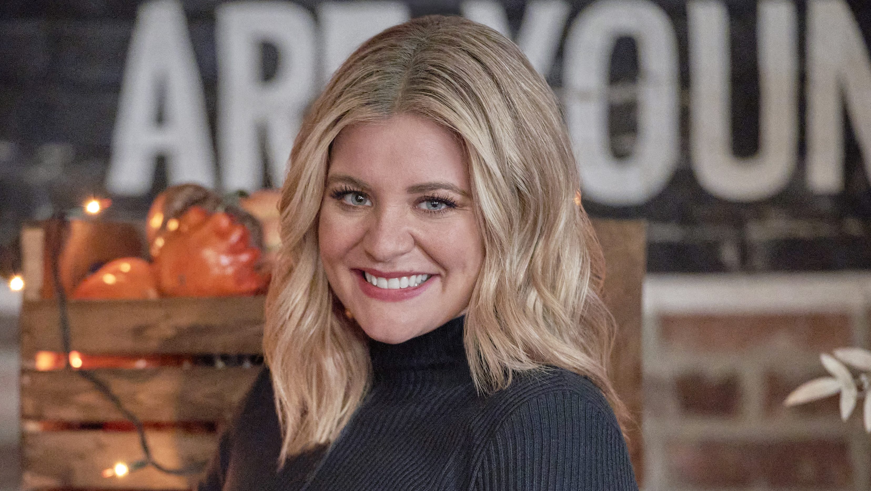 Lauren Alaina's songs on Roadhouse Romance