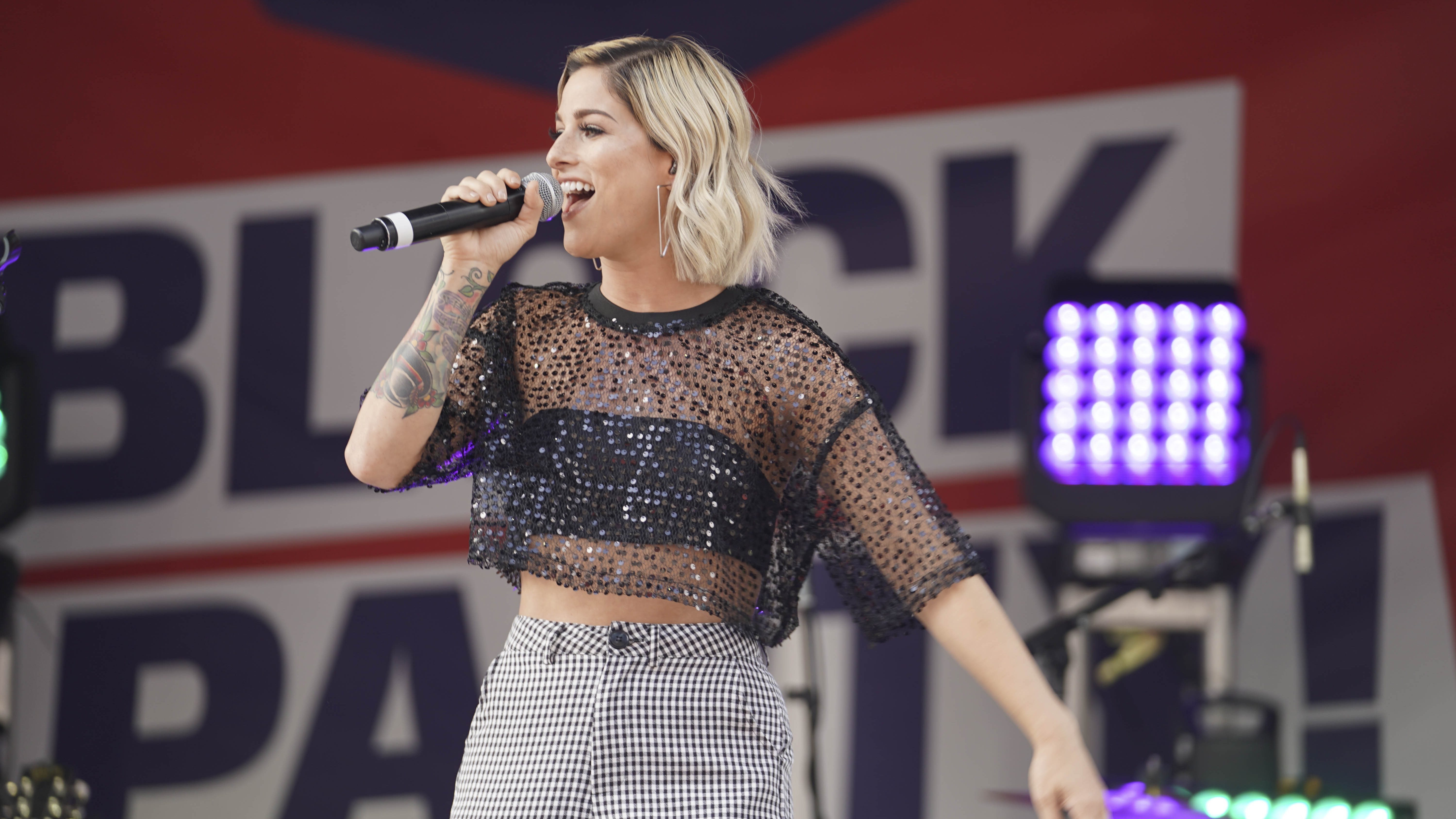 Cassadee Pope the voice