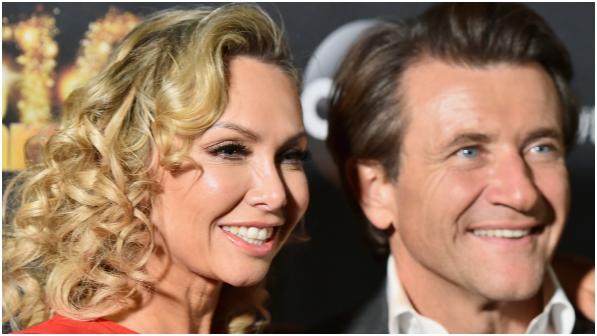 Kym Johnson Robert Herjavec