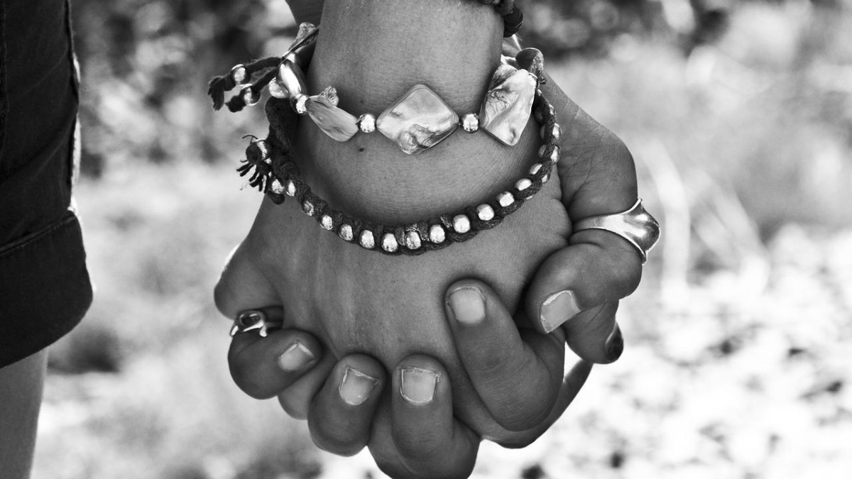 hands.