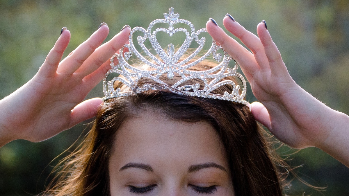 Queen tiara