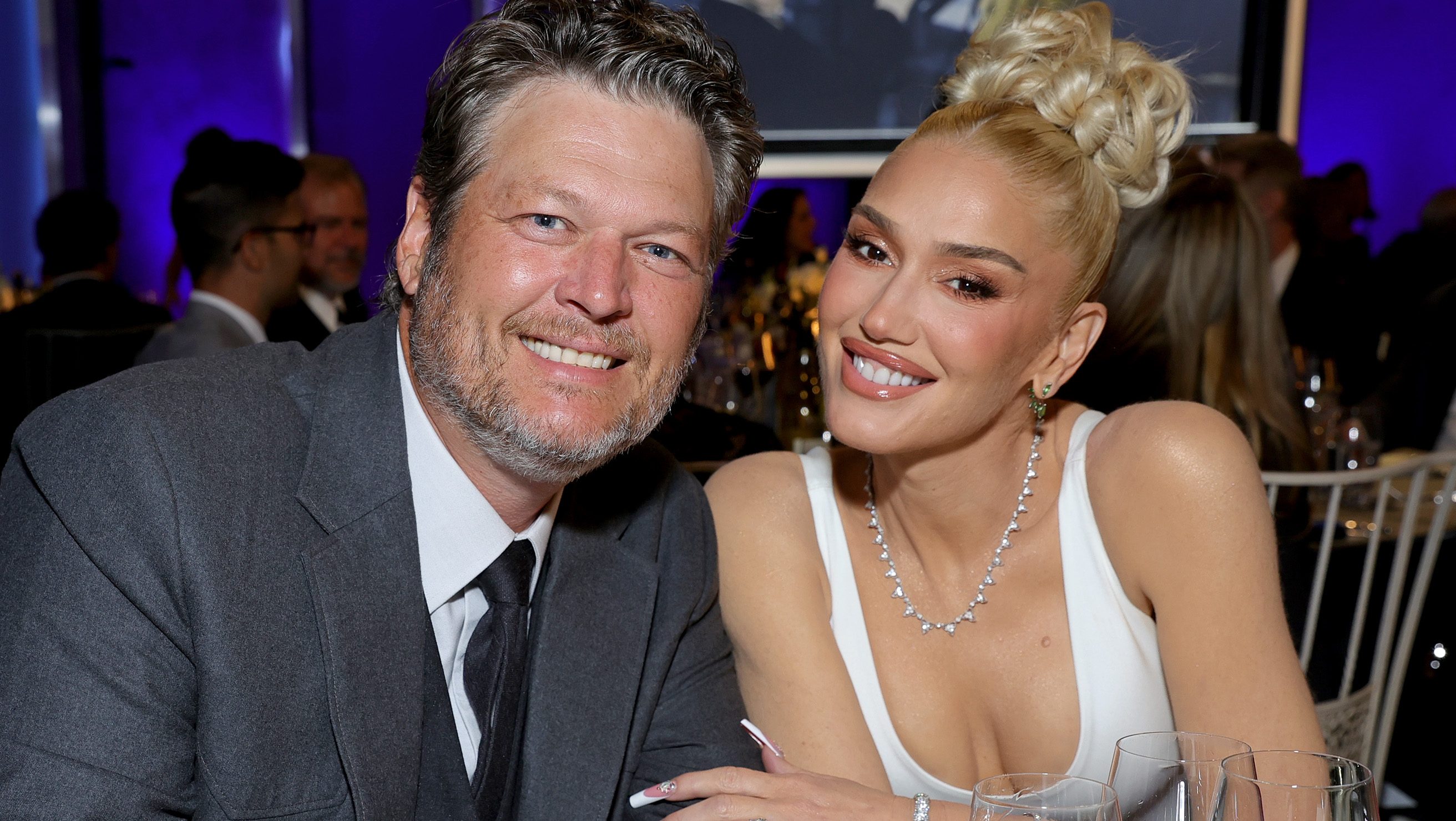 blake shelton gwen stefani encino house home california mansion
