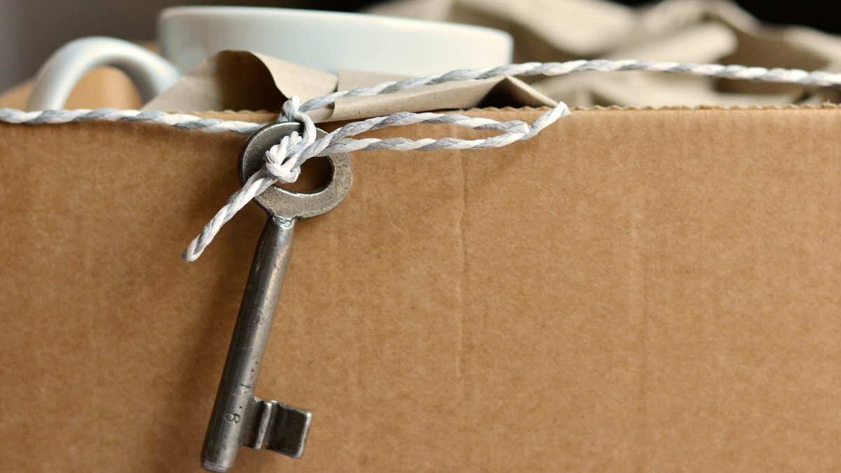 Moving box and house key