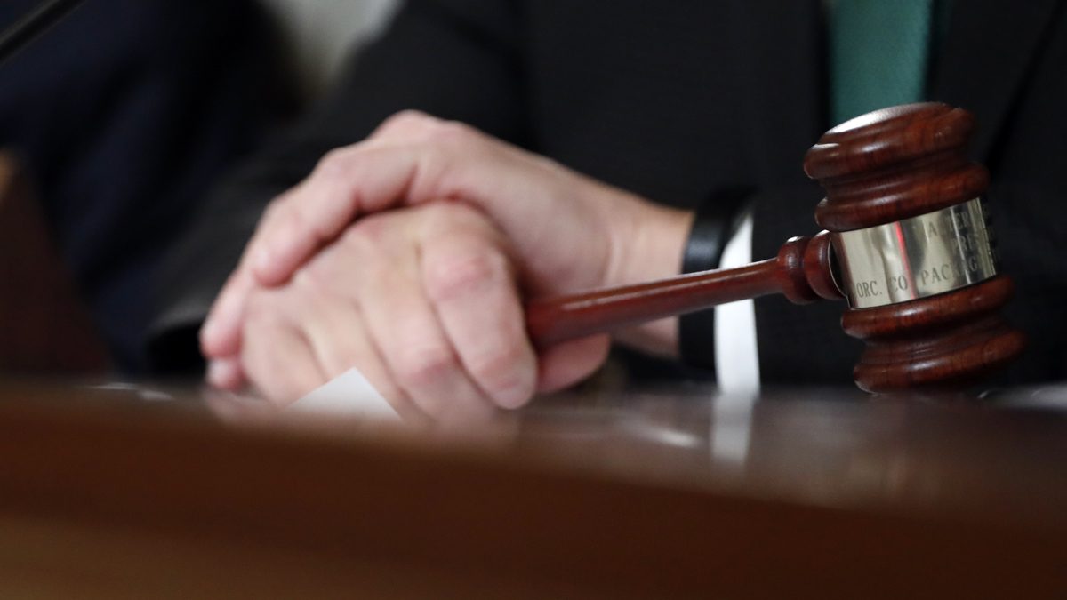 gavel