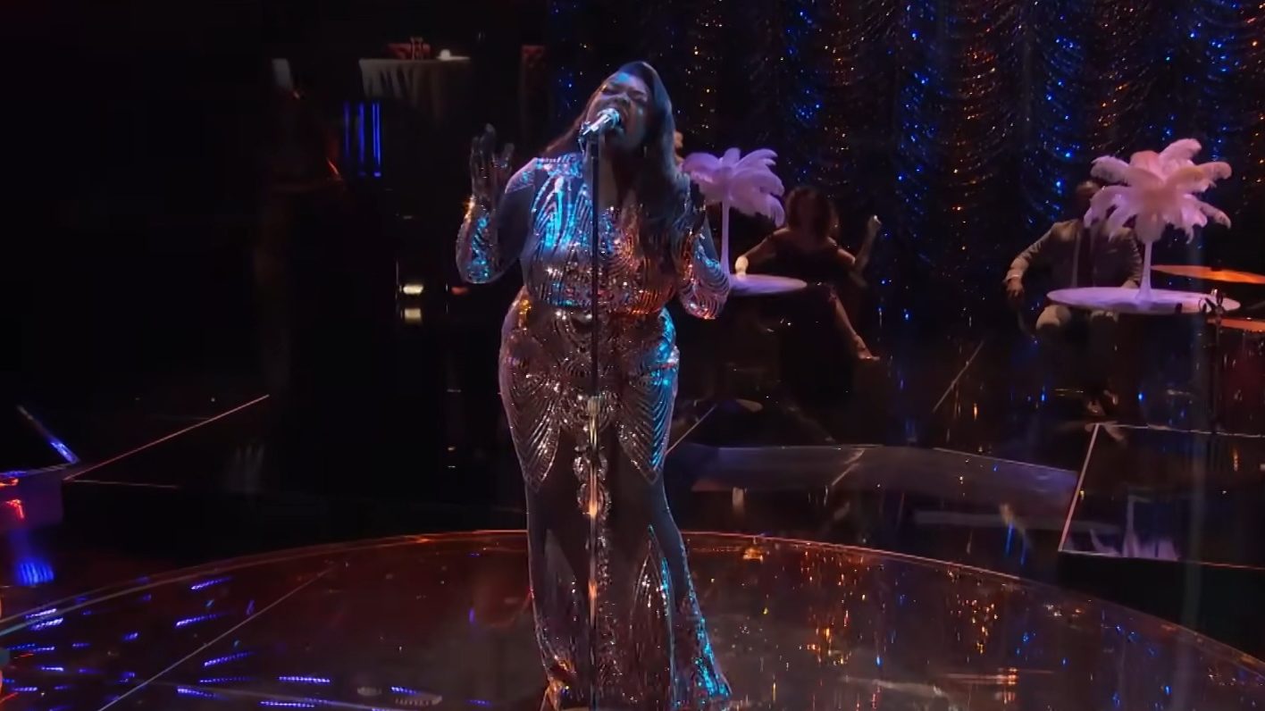 Kim Cruse performs in the semi-finals