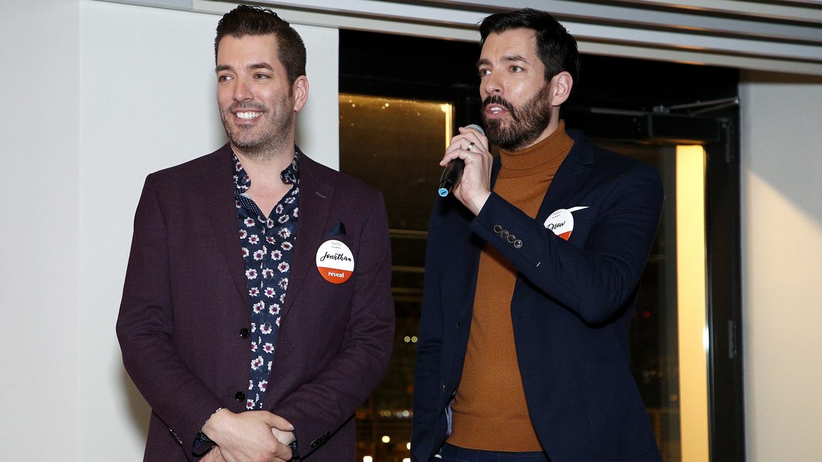 Jonathan and Drew Scott