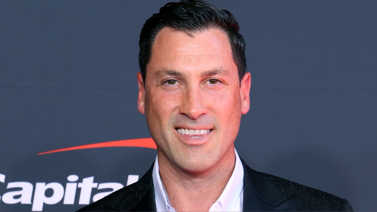 Maks Chmerkovskiy.