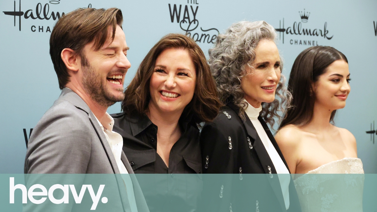 Evan Williams, Chyler Leigh, Andie MacDowell, Sadie LaFlamme-Snow