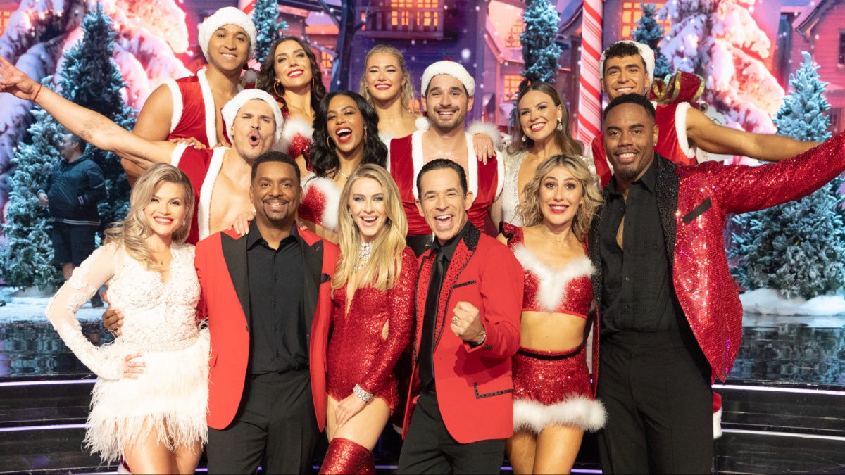 DWTS cast.