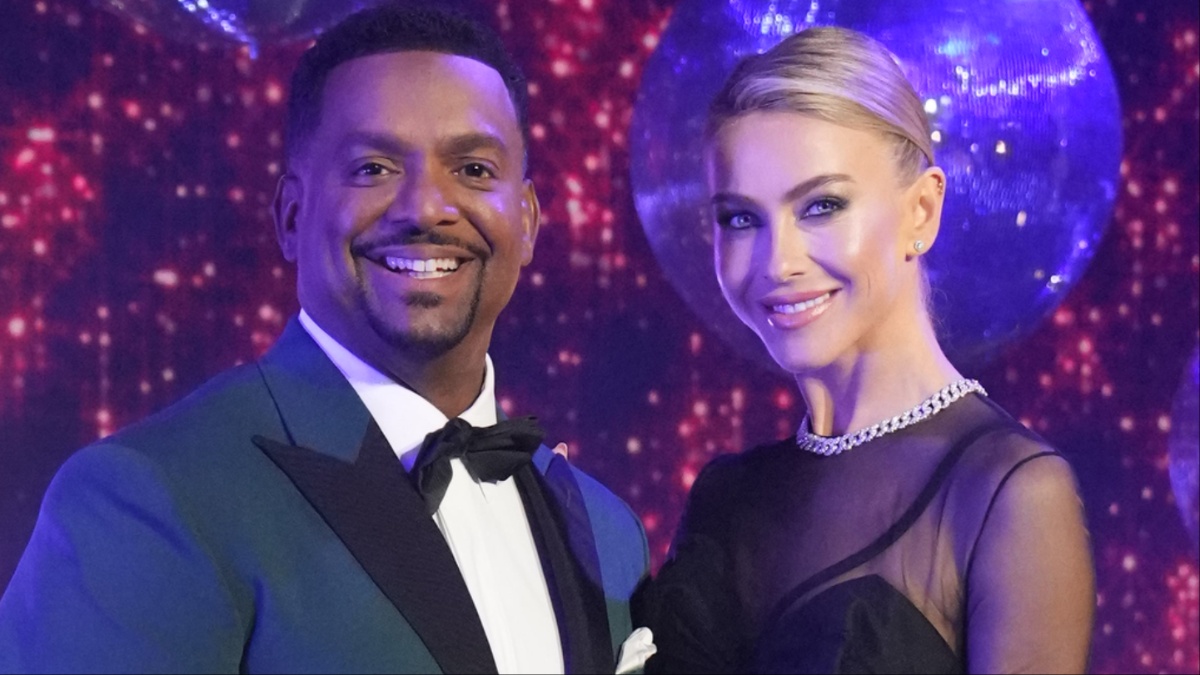 Alfonso Ribeiro and Julianne Hough.