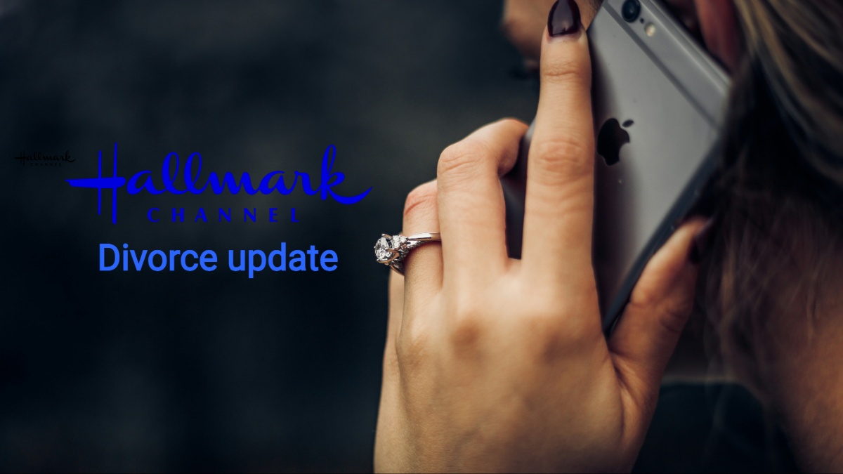 A woman holding a cell phone.