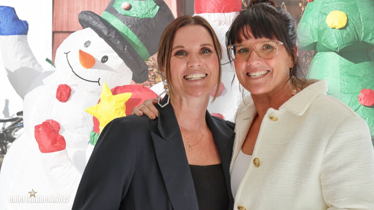 Leslie Davis, Lyndsay Lamb