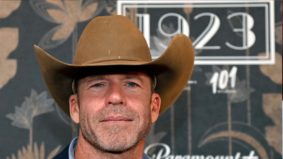 Taylor Sheridan attends the "1923" Las Vegas premiere screening the Encore Theater at Wynn Las Vegas on December 03, 2022 in Las Vegas, Nevada.