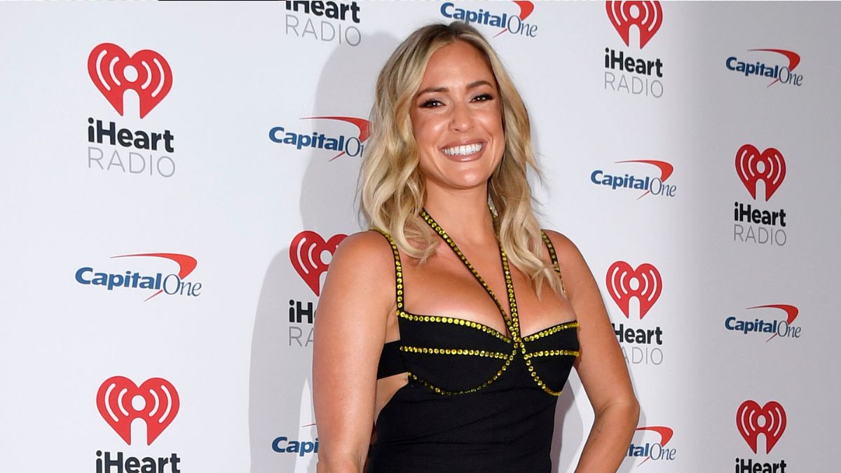 Kristin Cavallari arrives at the 2022 iHeartRadio Music Festival at T-Mobile Arena on September 23, 2022