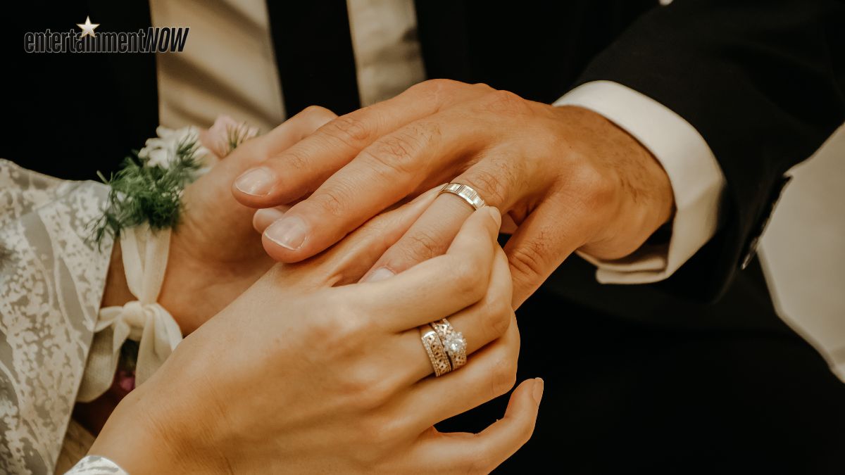 They are married!