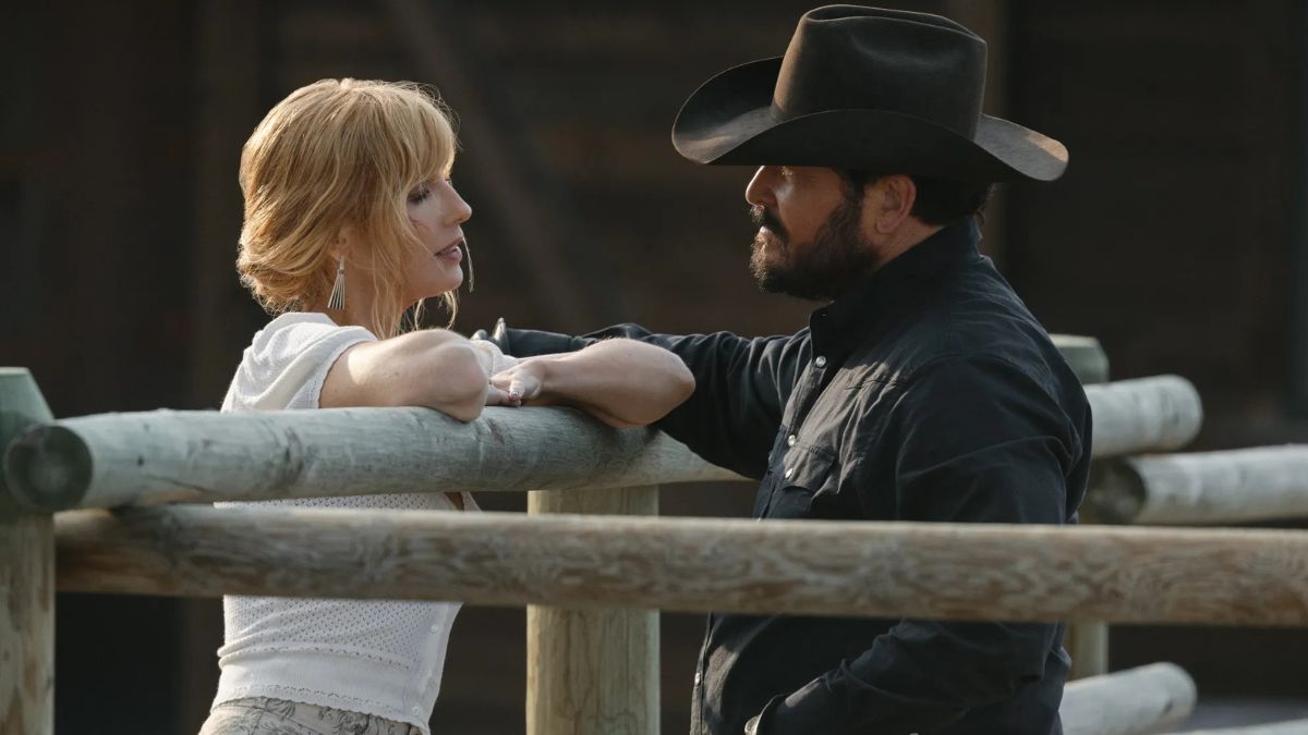 Kelly Reilly as Beth Dutton and Cole Hauser as Rip Wheeler on Yellowstone