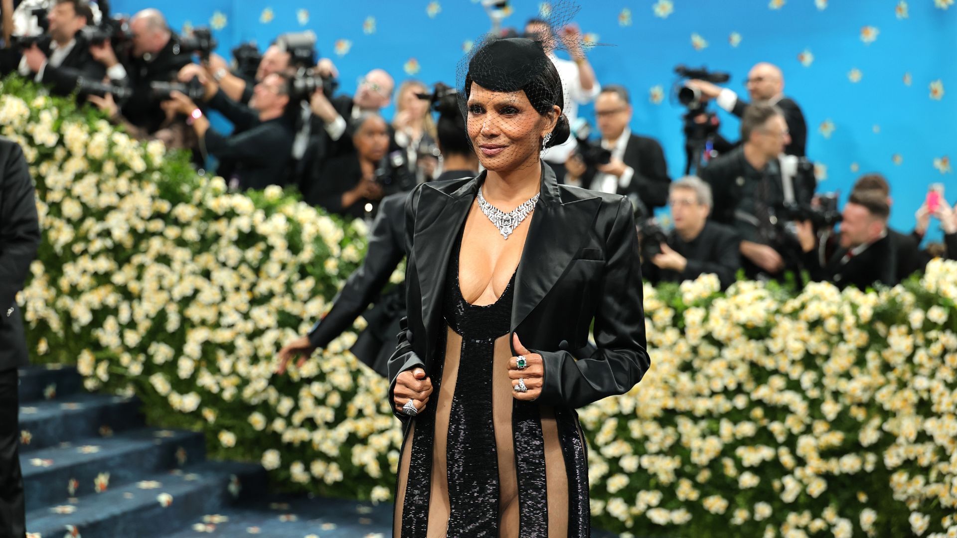 Halle Berry - Met Gala