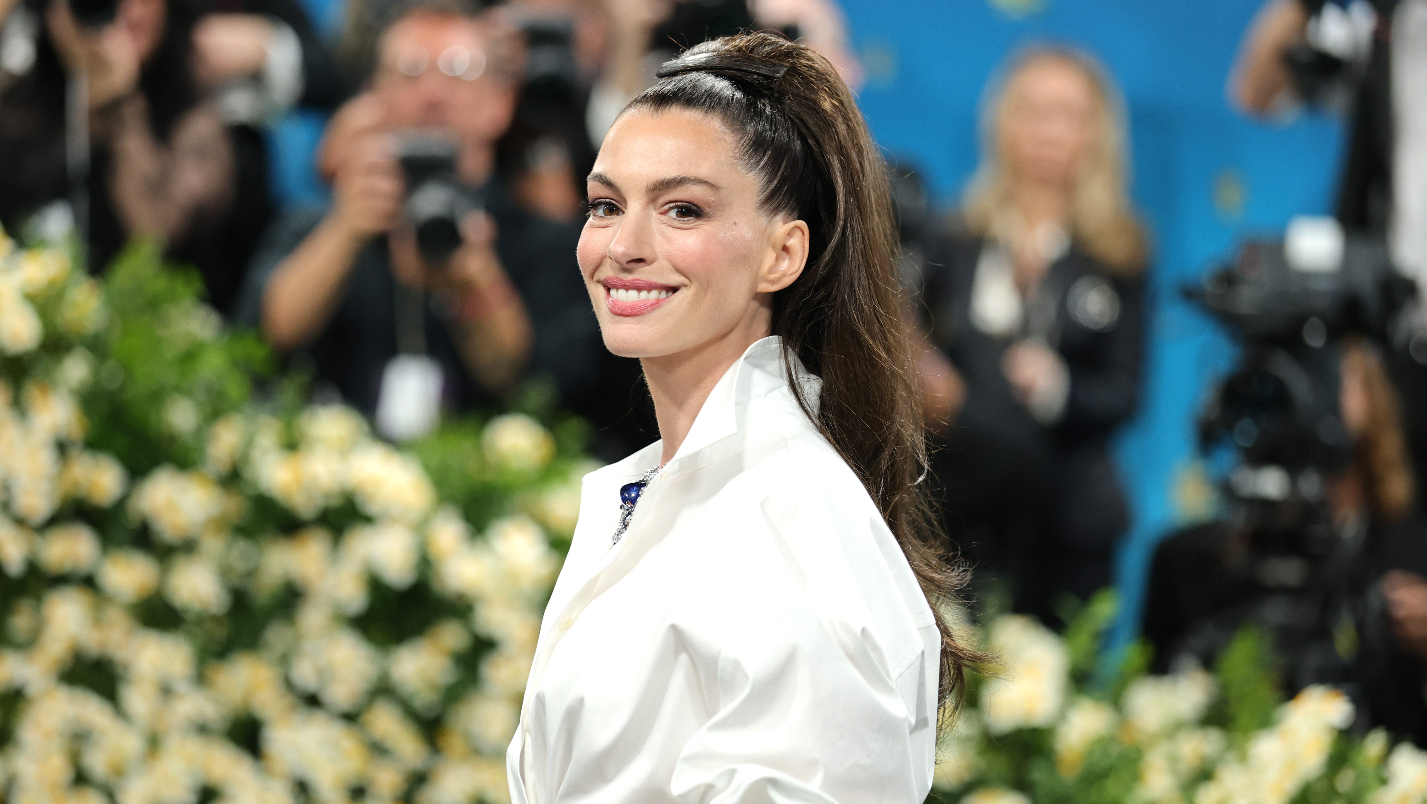 Anne Hathaway attends the 2025 Met Gala