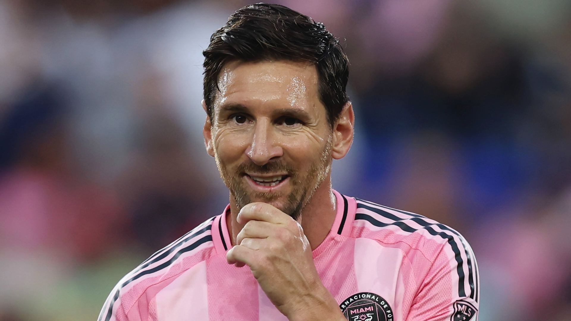 Lionel Messi Coldplay kiss cam