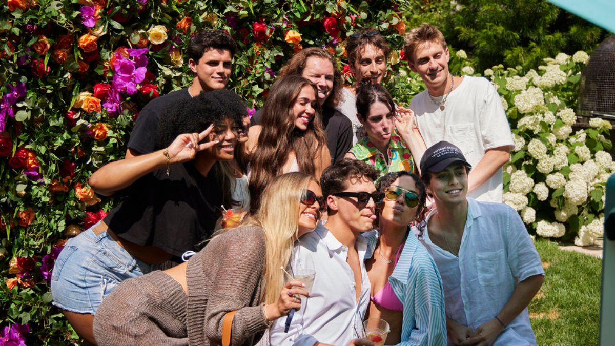 Riley Burruss, Ariana Biermann, Hudson McLeroy, Georgia McCann, Ava Dash, Shai Fruchter, Charlie Zakkour