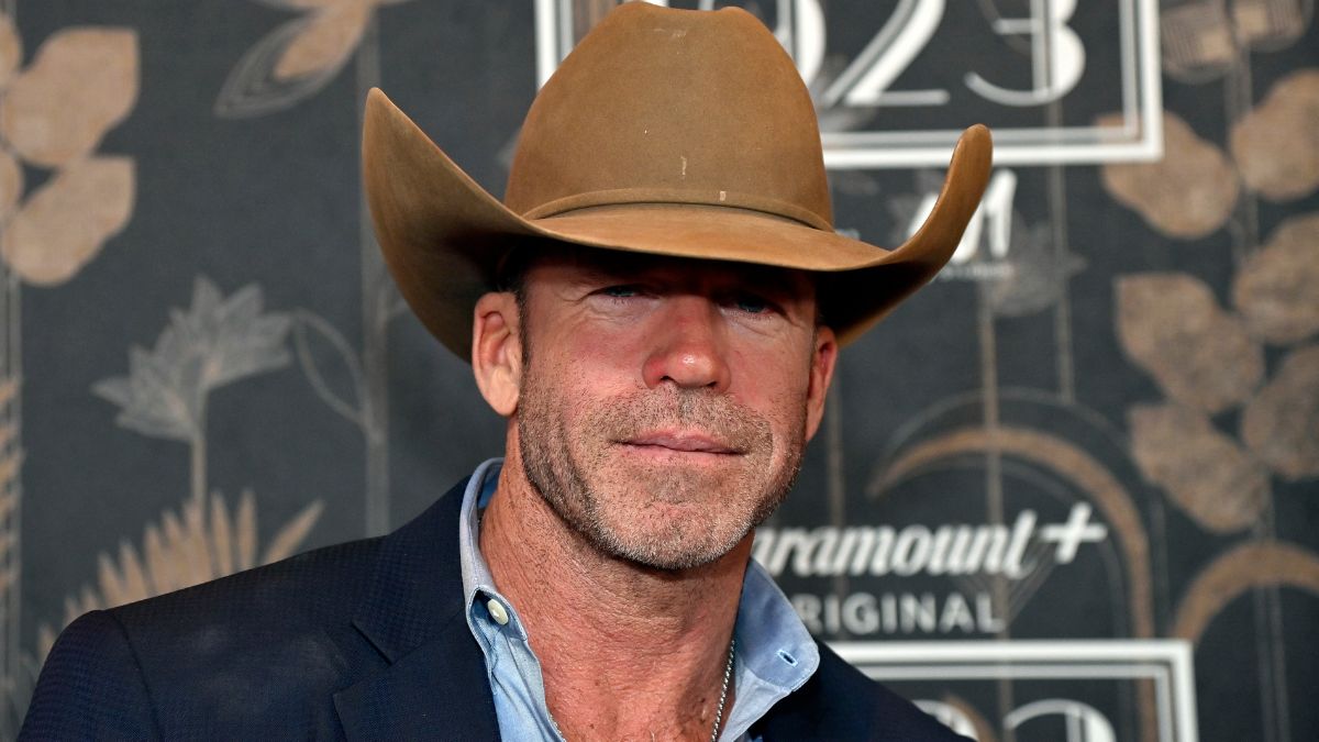 Taylor Sheridan attends the "1923" Las Vegas premiere screening the Encore Theater at Wynn Las Vegas on December 03, 2022 in Las Vegas, Nevada.