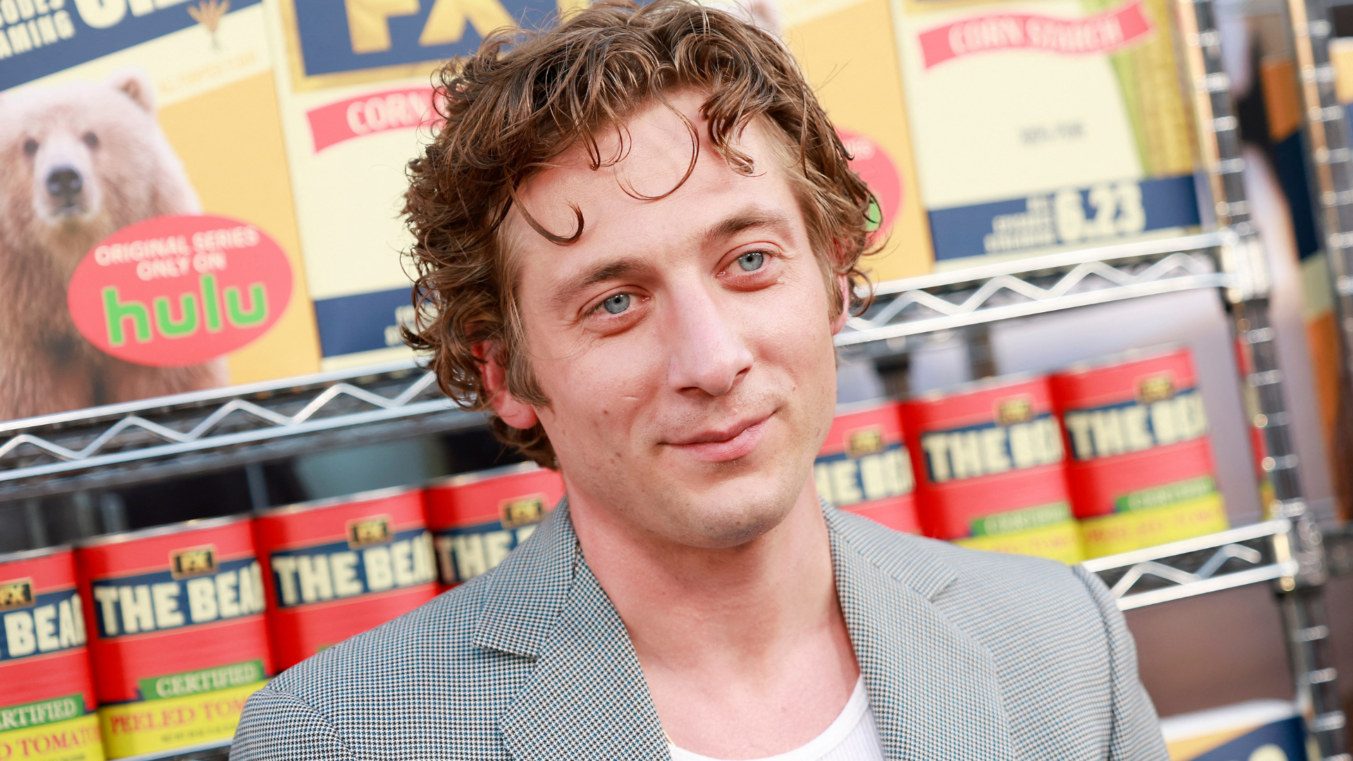 Jeremy Allen White arrives to the Los Angeles premiere of FX's "The Bear"
