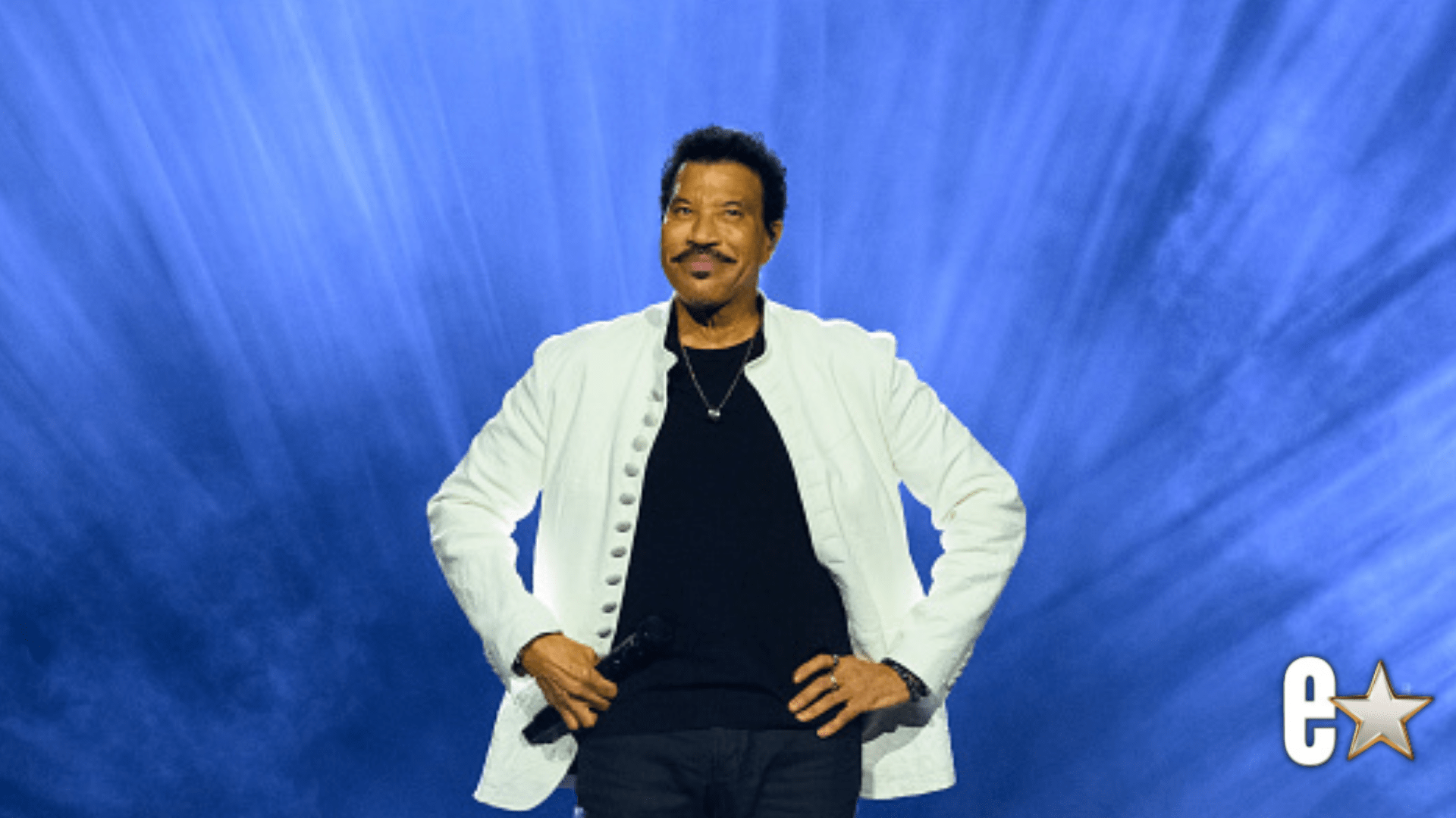 Lionel Richie Thwarts Burglary Attempt on Beverly Hills Home