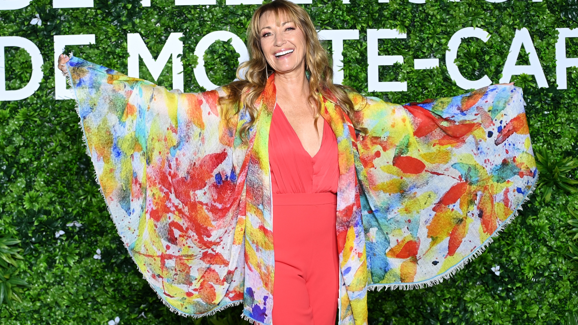 Jane Seymour smiling