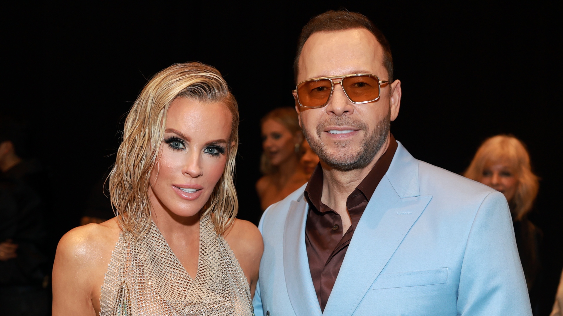 Jenny McCarthy and Donnie Wahlberg smiling