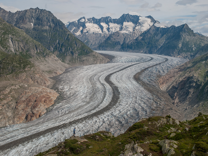 Glacier Structures History Written In The Ice Eos